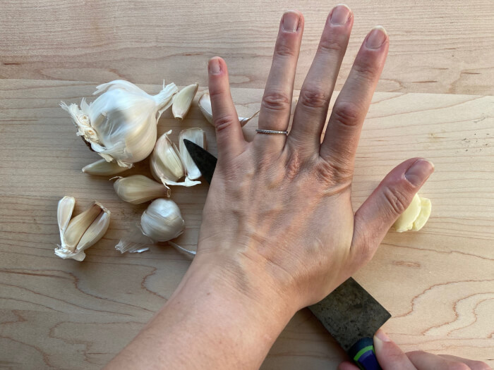 peel garlic hacks