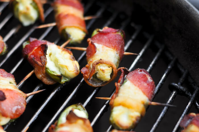 dinners with bacon, Grilled Bacon-Wrapped Poppers