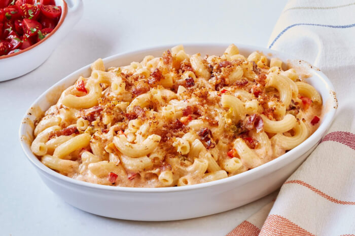 dinners with bacon, Mac and cheese with bacon