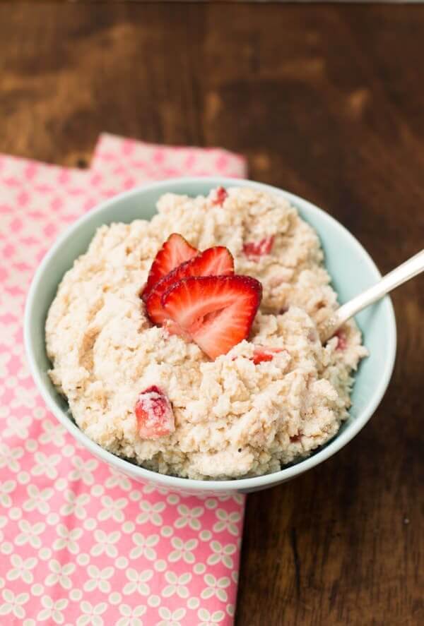 oat-strawberry-protein