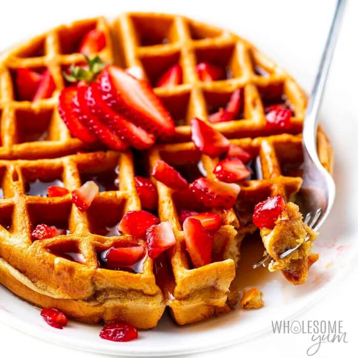 waffle-strawberry-protein powder