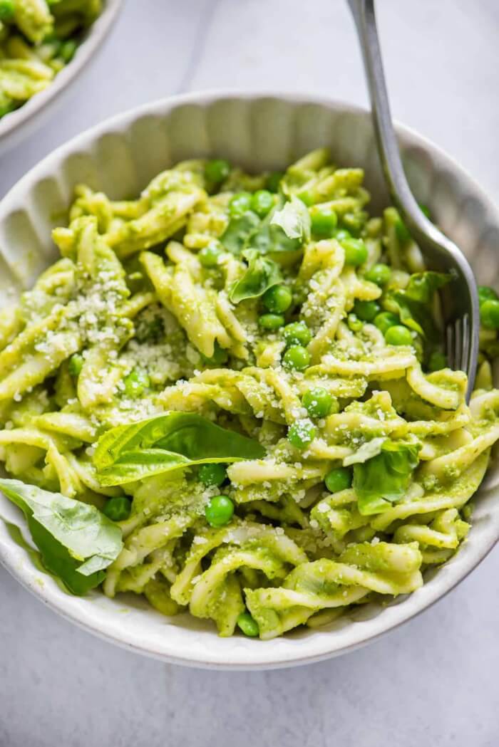 Pasta recipes on a budget  with cheese and peas