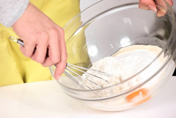 Instruction of making 3-ingredient pancake