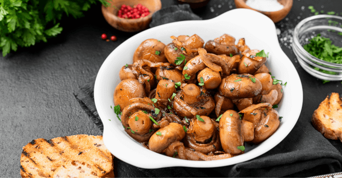  What are the benefits of eating mushrooms? 