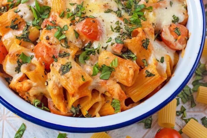 Meals With Cheesy Tomato Chicken Breast Pasta