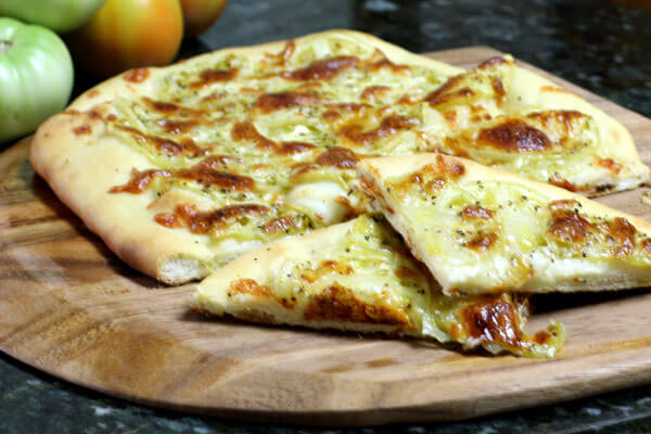 Recipes For Green Tomatoes, Green Tomato and Cheddar Pizza