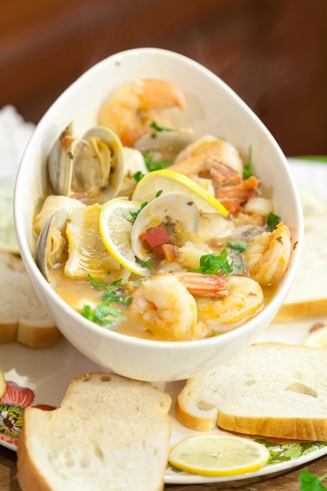 25 Seafood Stew Dishes To Make All Year Page 2 Easy