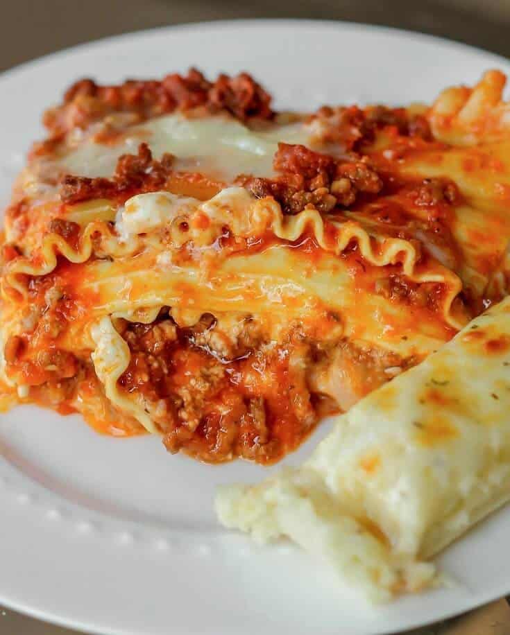 Dinner With Cheesy Lasaga Dishes – Foodie