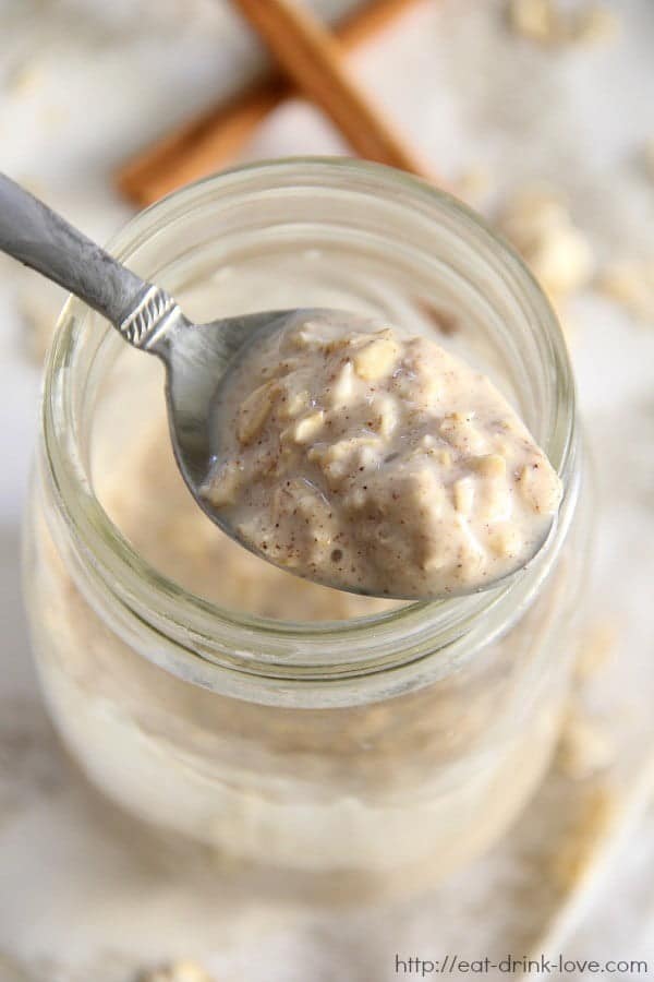 Overnight Cinnamon Roll Oats