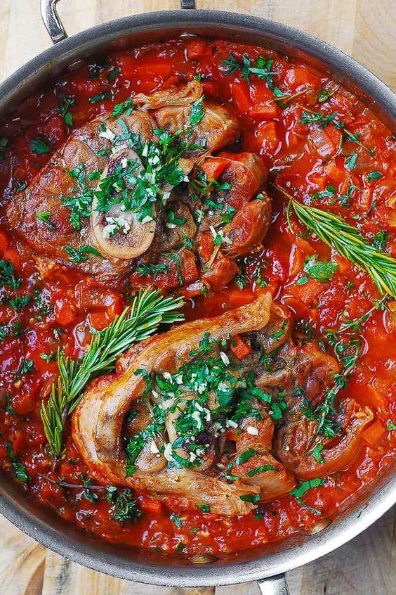 30 Insanely Good Braised Dishes Italian Osso Buco (Braised Veal Shanks)