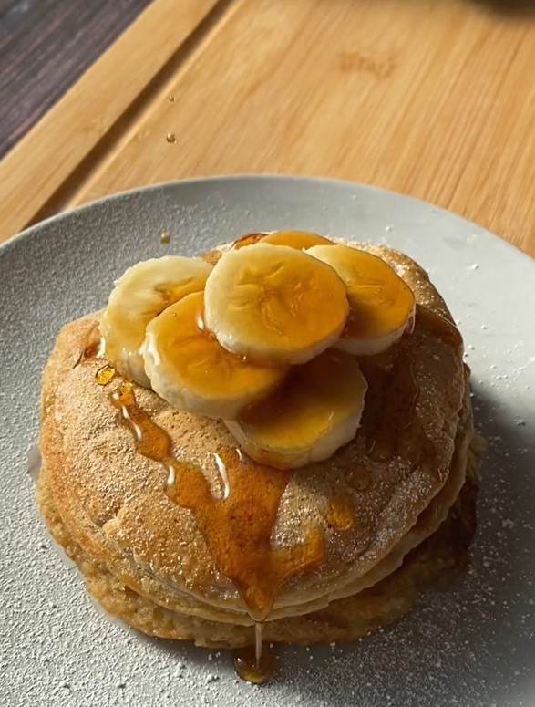 Easy Vegan Banana Oat Pancakes
