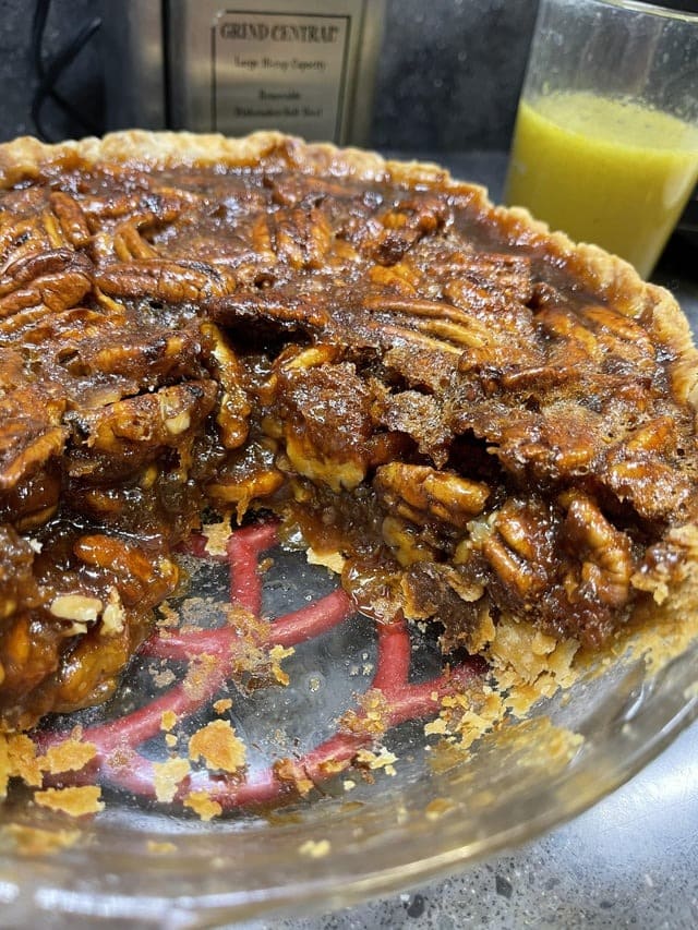 Utterly Deadly Southern Pecan Pie - Easy and Healthy Recipes